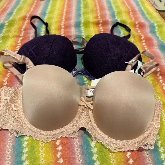 Victoria's Secret Other - Victoria’s Secret padded bras 32 c